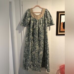 Vintage Reyn Spooner Mumu- Grey/Green Printed Short-Sleeve Mumu with Beige Yoke